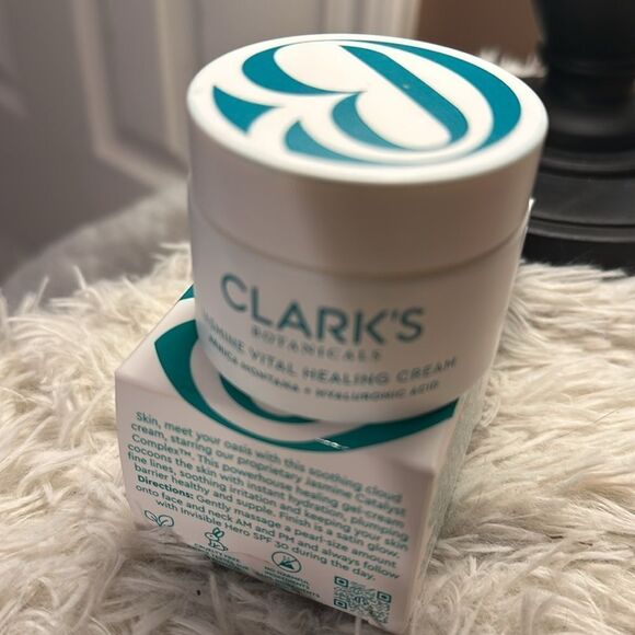 Clark’s Botanicals Jasmine Vital healing  Creme’BNIB full-size - Picture 2 of 5